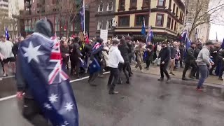 オーストラリア各地で反移民大規模デモ、政府は「ネオナチが組織」と非難
