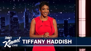 ゲストホストのティファニー・ハディッシュがLAのニュースキャスターと恋に落ち、子供たちを人気漫画家に変身させる