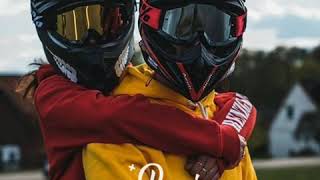 en aayul regai neeyadi song😍|Tamil whatsapp status|love bike couple video|MR.Biker edits