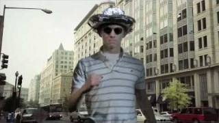 Blink 182 - Aliens Exist (Music Video)