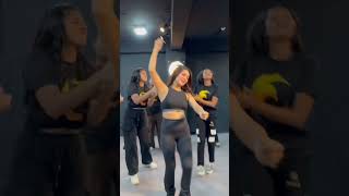 #Iftiahmedbabu #NusratFaria dance#BangladeshDance #dancereels#eagledancecompany #moderndance #dancin