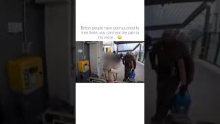 イギリス国民はもう終わりだ ― よく聞いてくれよ 🥲🔊 #ukpolice #uktrains #ukcrime #uklife #gbnews #police #uk