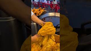 Crispy Fried Chicken | Famous Lahori Chargha #streetfood #lahorestreetfood