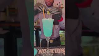 Learn how to make classic and  refreshing cocktails 🍹 #bartender #cocktail #wouldilietoyou