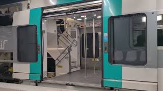 Départ d'un MI09 à Gare de Lyon