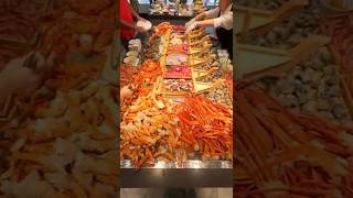 東京で一番クレイジーなシーフードビュッフェ — ロブスター食べ放題など 🦞🍣🇯🇵