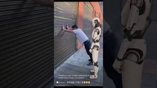 Haha, ROBOTS ARE MADE TO BE BULLIED.