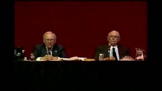 Warren Buffett on investing in turnaround situations like Fruit of the Loom, Geico (2002)