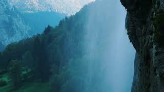 Regensound zur Beruhigung