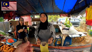 $0.70 Street food in Kuala Lumpur Malaysia 🇲🇾