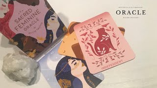 Sacred Feminine Oracle: Divine Healing Deck | #review #flipthrough #unboxing |⭐⭐⭐⭐⭐