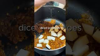 Cheesy Noodle Soup in 60 Seconds! 🧀🍲 #CheeseLovers #NoodleSoup #EasyRecipe