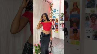 Long sleeve top hack 💕 #fashion #style #hacks #diy #ootd #outfit #viral #shorts #viralvideo #fy