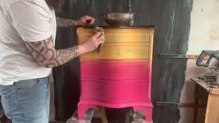 Rustic ombré chalk paint tutorial Annie Sloan blending