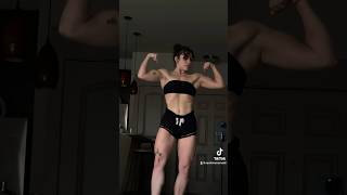 MUSCLE MOMMY MOMENT 😤 #fitness #motivation #gymmotivation