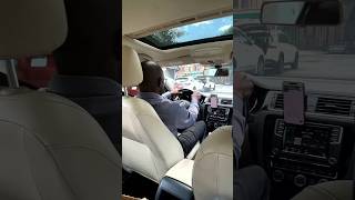 この男性は史上最高の Uber ドライバーです 👏