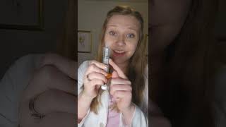 What does a hospital pharmacist do?