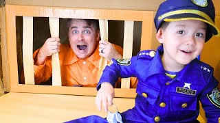 Cardboard Prison Escape and Zombie under the Bed Adventure