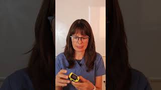 How does a Pulse Oximeter work? #nursingskills #nursingschool #nursingstudents #nursingstudent