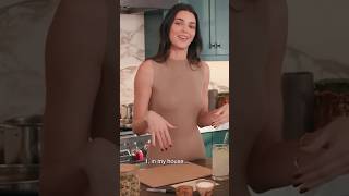 @KendallJenner #kendalljenner#shorts#ytshorts#trending#viralshort#youtubeshort#fashion#model