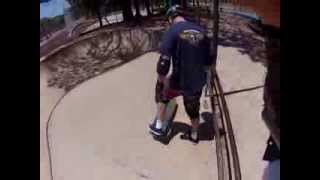 Bowl riding with a carver sk8board