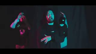 Gottz "Moshpit!!" ft.Showy